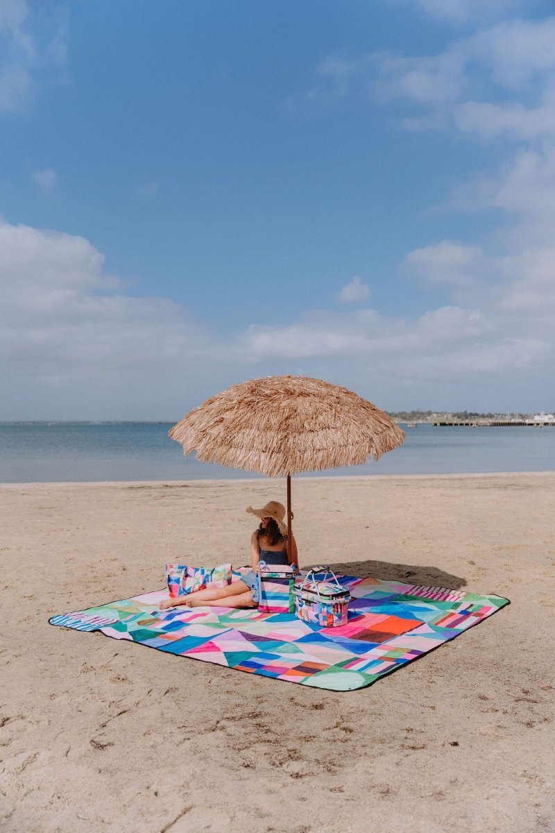 Daydreamer Really Big Picnic Rug and Backpack Set - Umbrella Hole Version