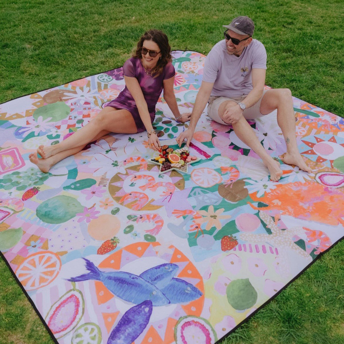 Summer Graze Really Big Picnic Rug and Backpack Set - Umbrella Hole Version