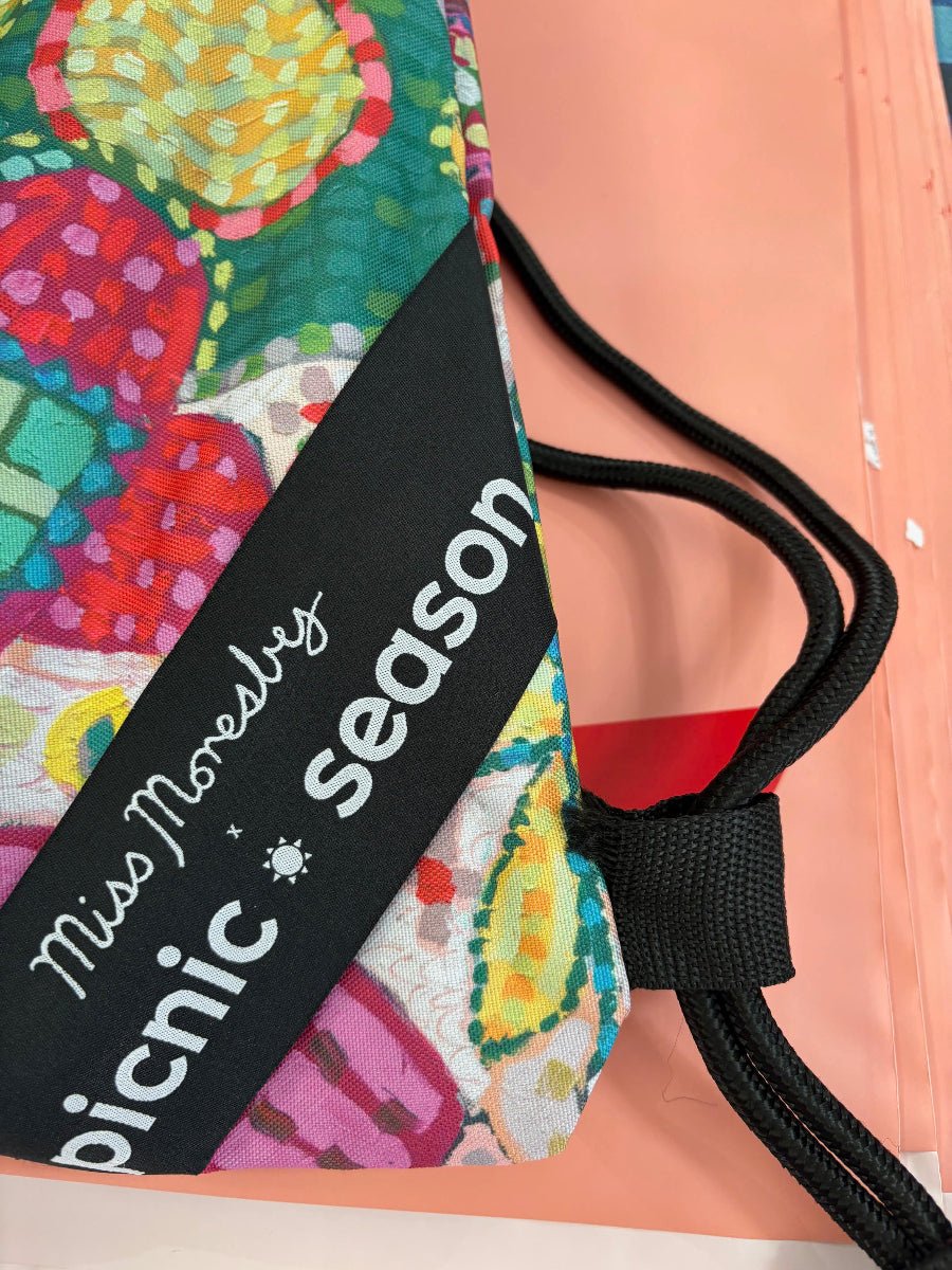 Sample Sale 23/#177 Rosy Posy Really Big Picnic Rug and Backpack Set