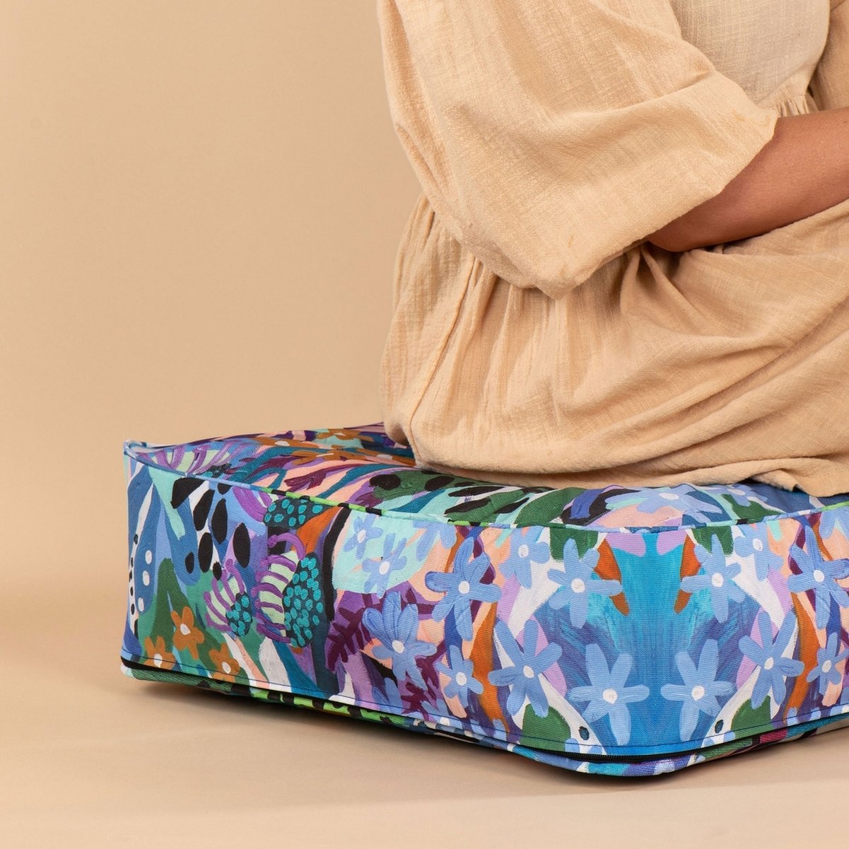 Sample Sale 2/#333 Picnic Pillow - Meadow + Moondust - Picnic Season