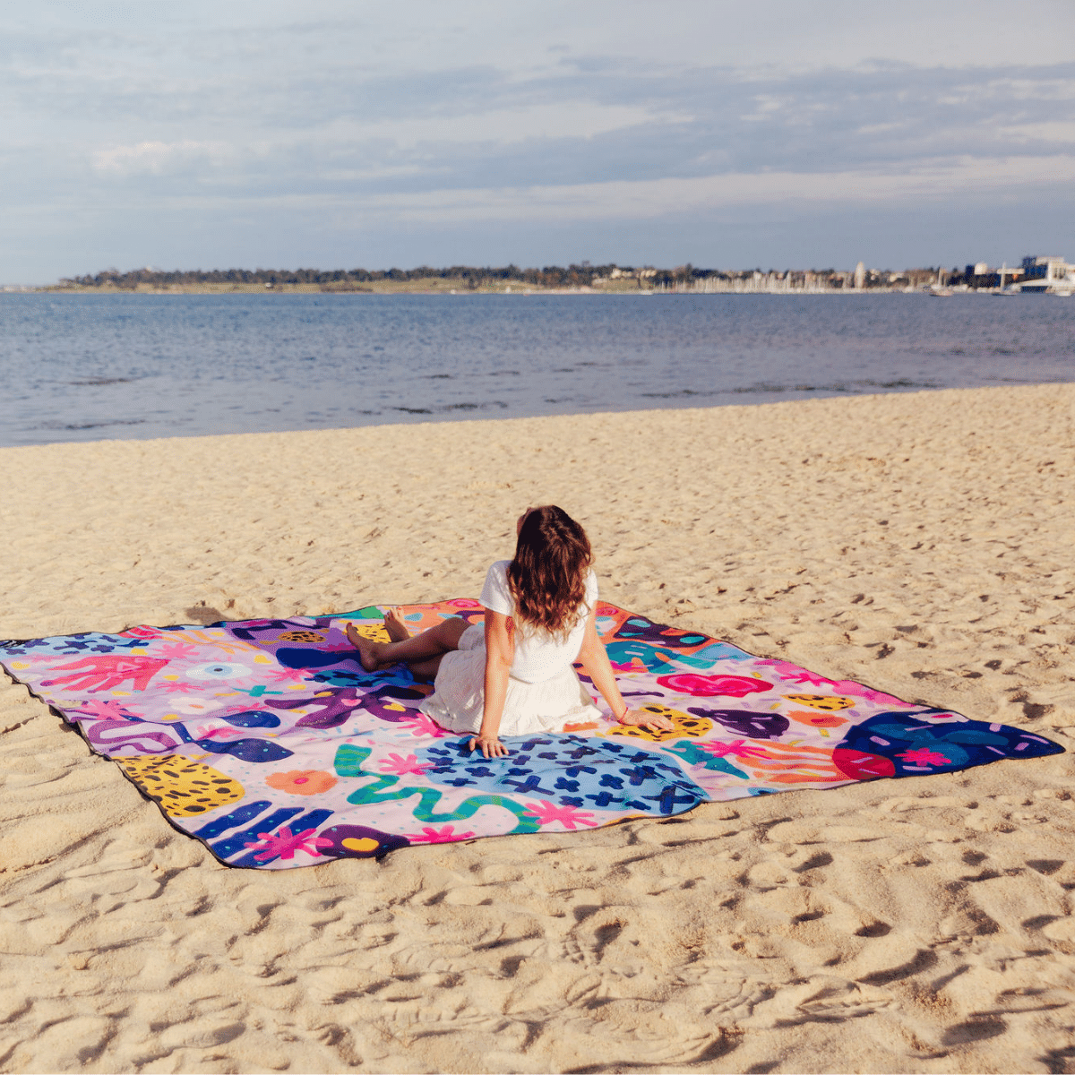 Hippy Shake Really Big Picnic Rug and Backpack Set