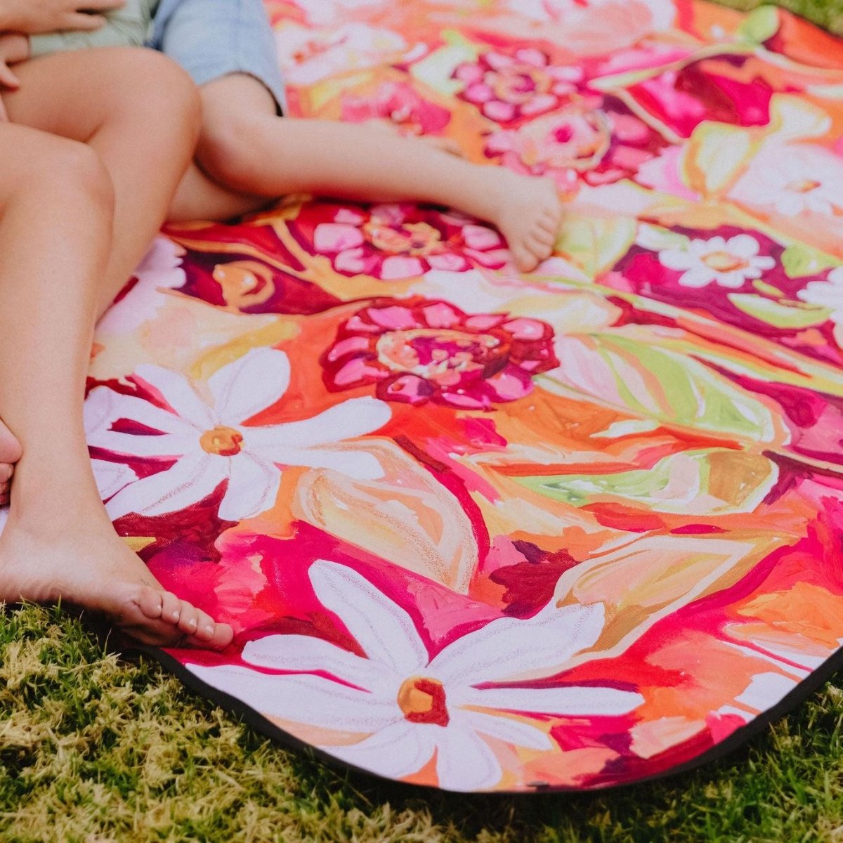 Zinnia Everyday Picnic Rug and Backpack Set - Picnic Season