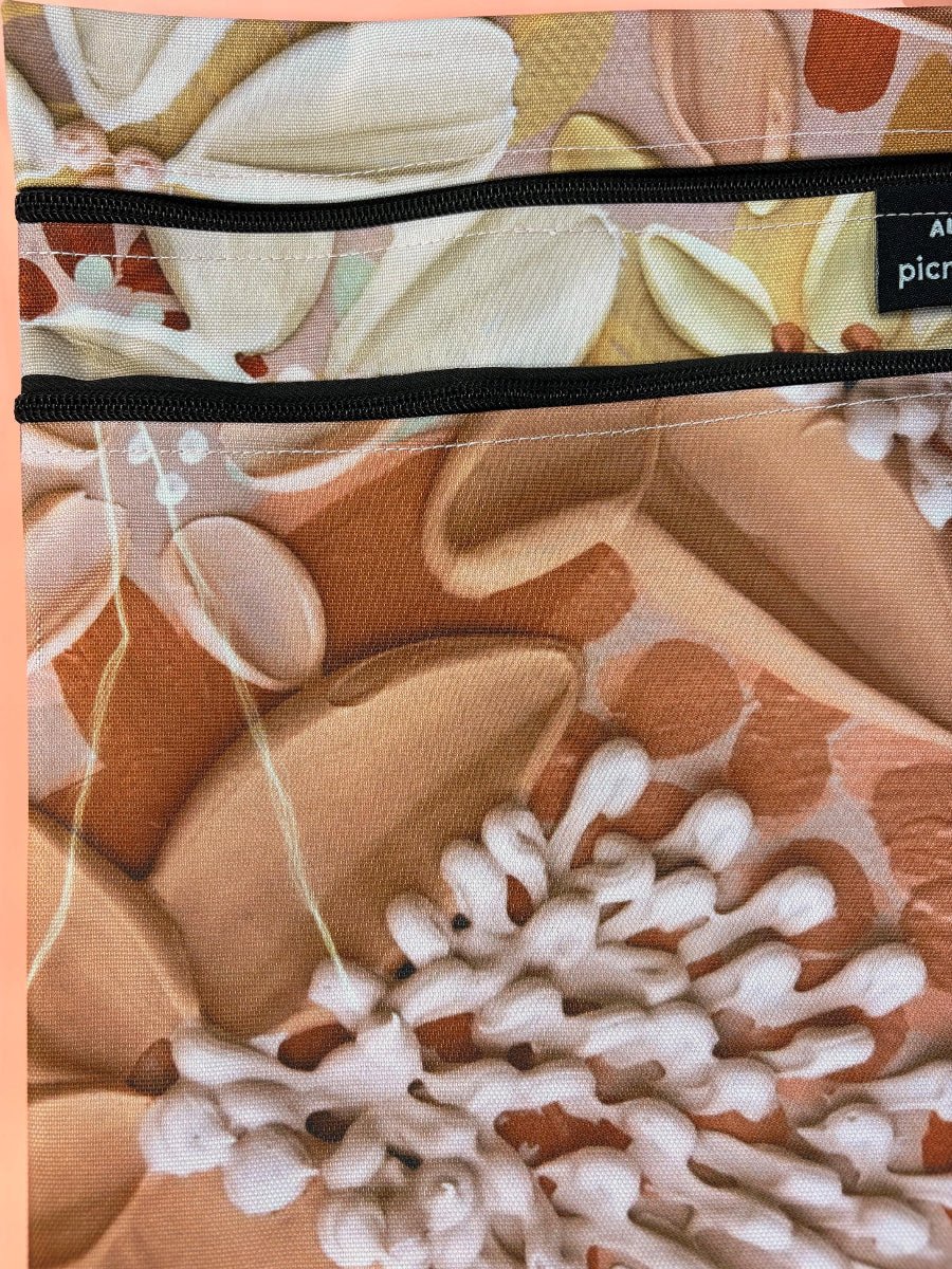 Sample Sale 27/#19 Vanilla Latte Wet Things Bag