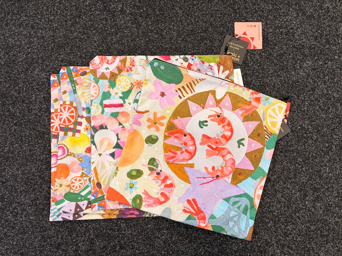 Sample Sale 30/#21 Summer Graze Multi-Purpose Zipped Storage Case