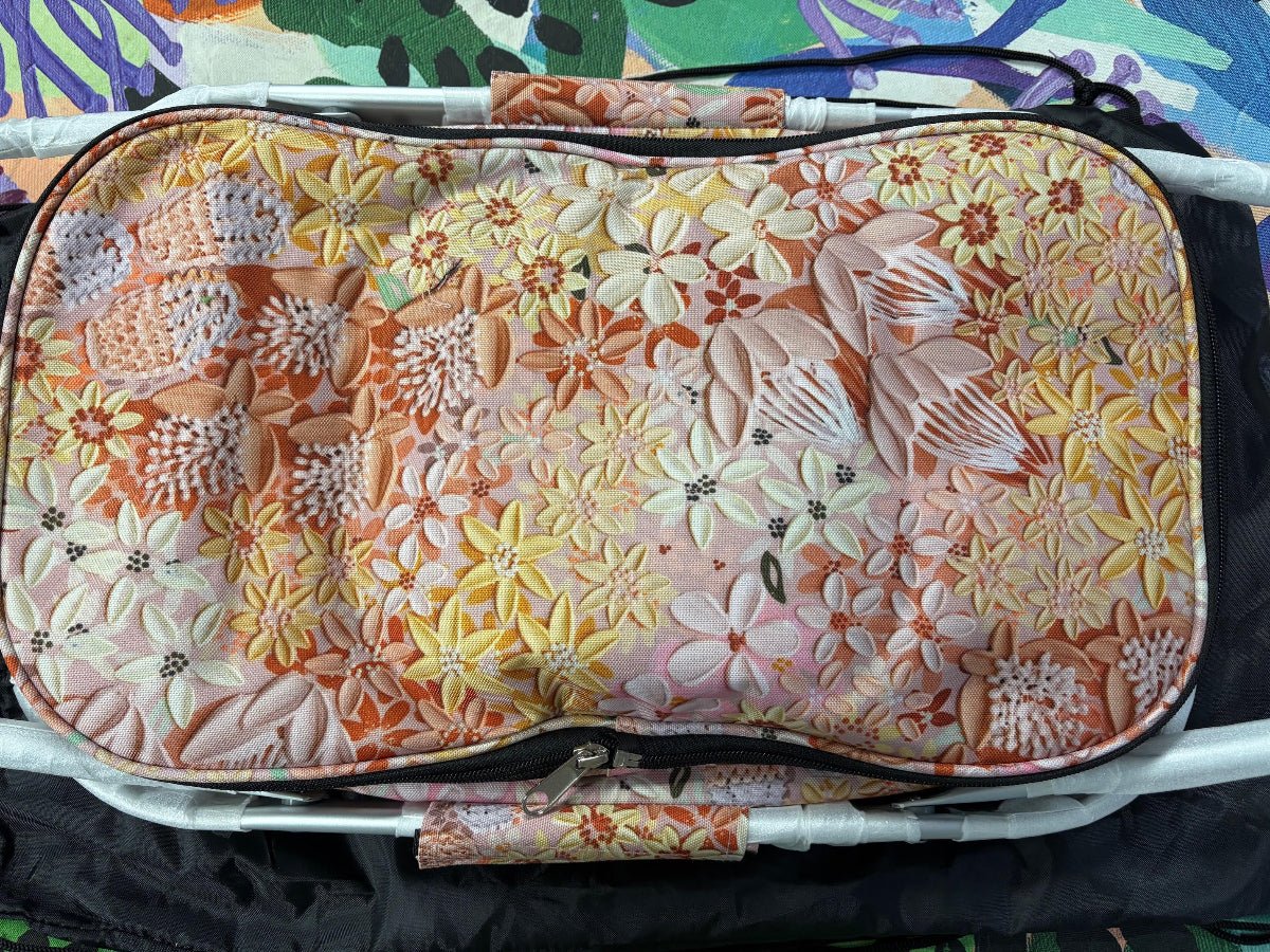 Sample Sale 27/#12 Vanilla Latte Really Cool Picnic Basket