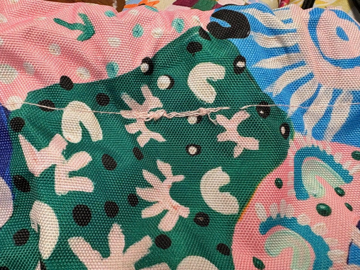 Sample Sale 25/#288 Togetherness Really Big Picnic Rug and Backpack Set - Umbrella Hole Version