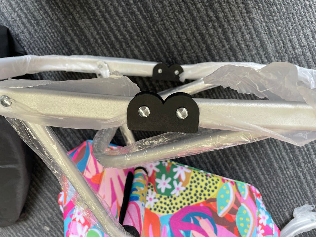 Sample Sale 3/#300 Petal Party Really Cool Picnic Basket