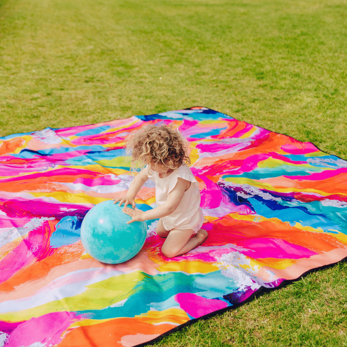 KALEIDOSCOPE REALLY BIG PICNIC RUG AND BACKPACK SET