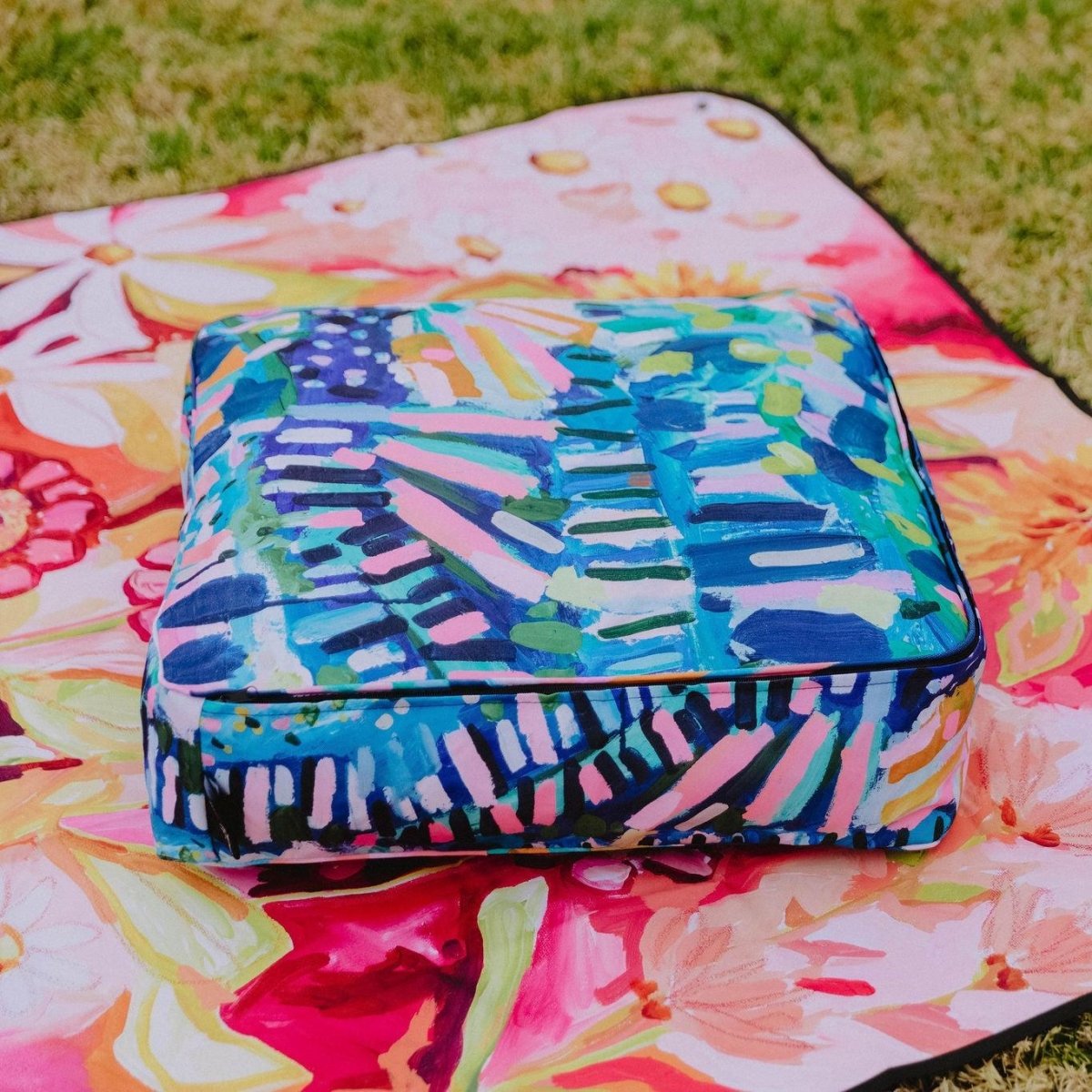 Picnic Pillow - Jumble - Picnic Season