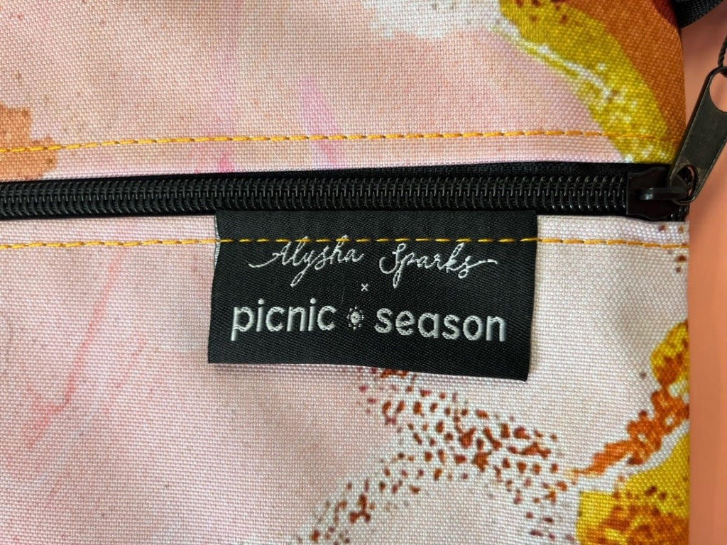 Sample Sale 22/#444 Zinnia Wet Things Bag - Picnic Season