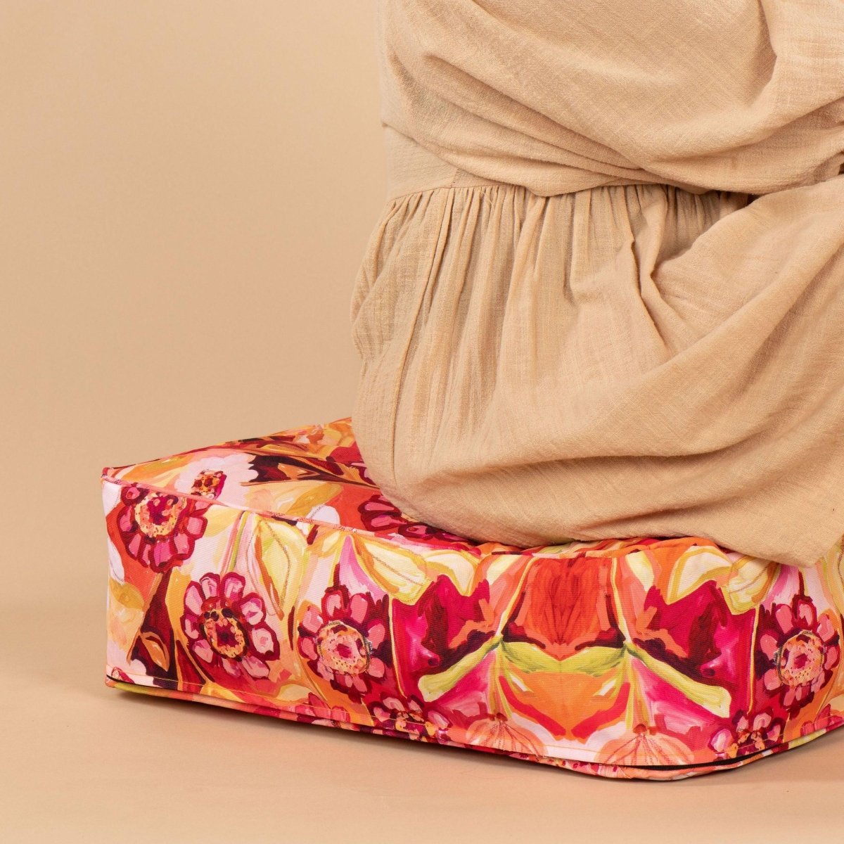 Picnic Pillow - Zinnia - Picnic Season